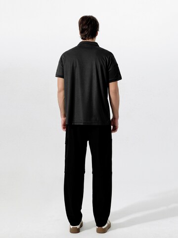 YOUTHUP Performance Shirt 'Gradschnitt' in Black