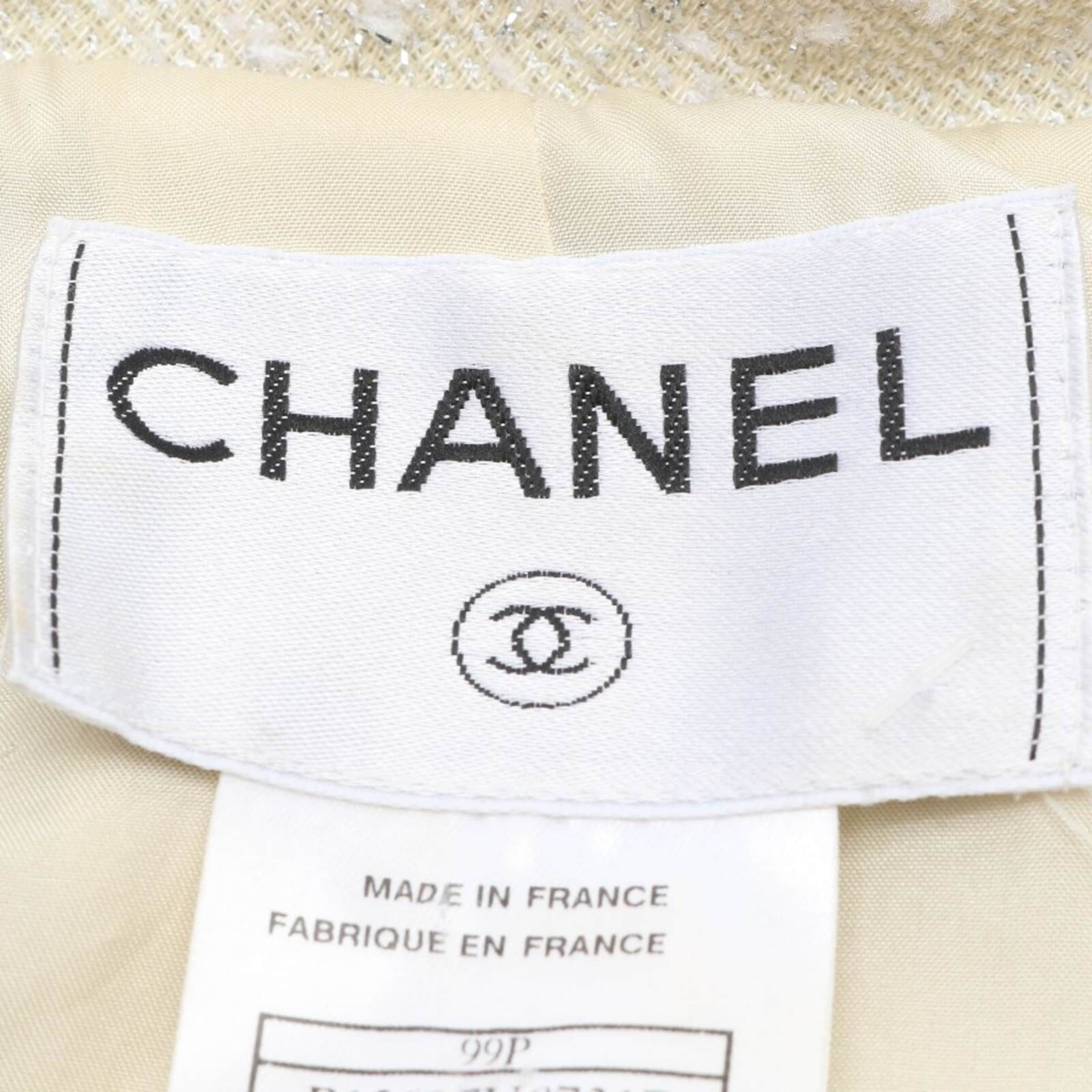 CHANEL Blazer in S in White