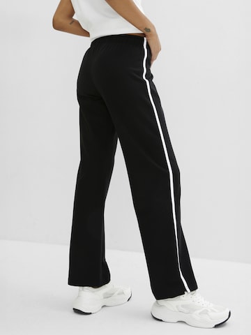 bonprix Regular Sweathose (2er Pack) in Schwarz