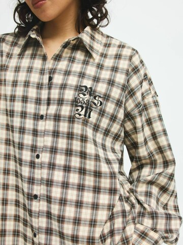 Résumé Halenka 'Darla' – mix barev