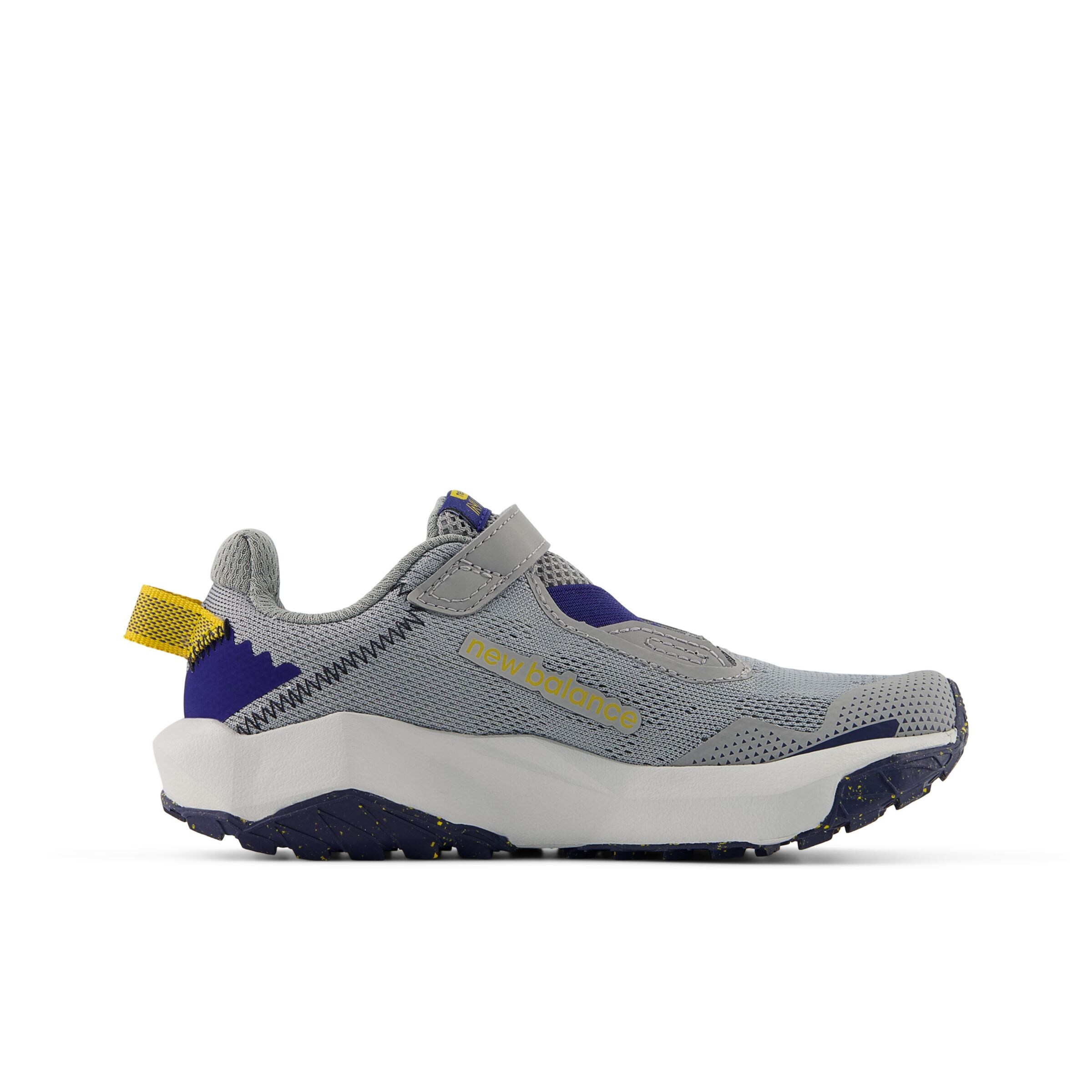 new balance Athletic Shoes in Grey