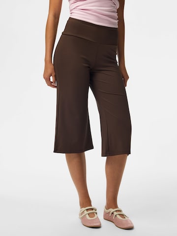 PIECES Wide leg Broek 'SOFIA' in Bruin: voorkant