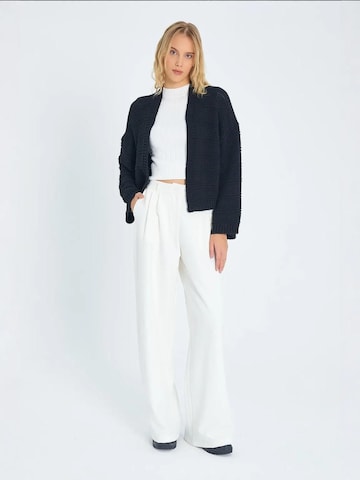 Cardigan 'Strickjacken' MixRay en noir