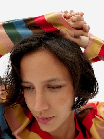 Tricou de la Thinking MU pe mai multe culori