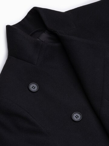 Ombre Between-Seasons Coat 'C501' in Black