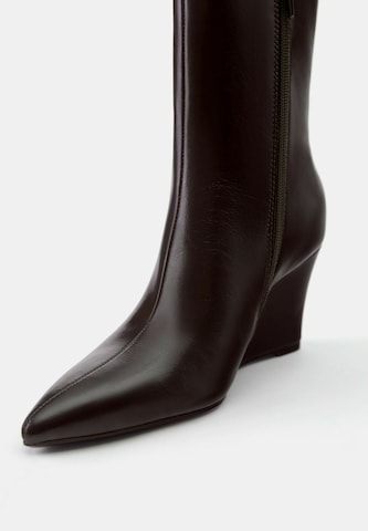 Stivaletto di Pull&Bear in marrone