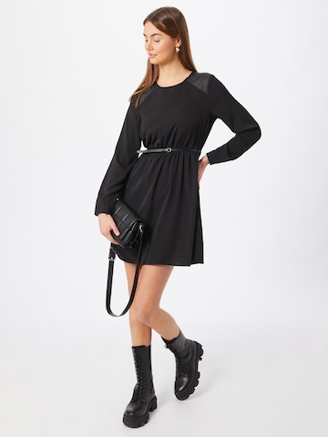 Rochie 'SERENA' de la VERO MODA pe negru