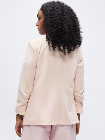 Only Petite - Blazer en rosa