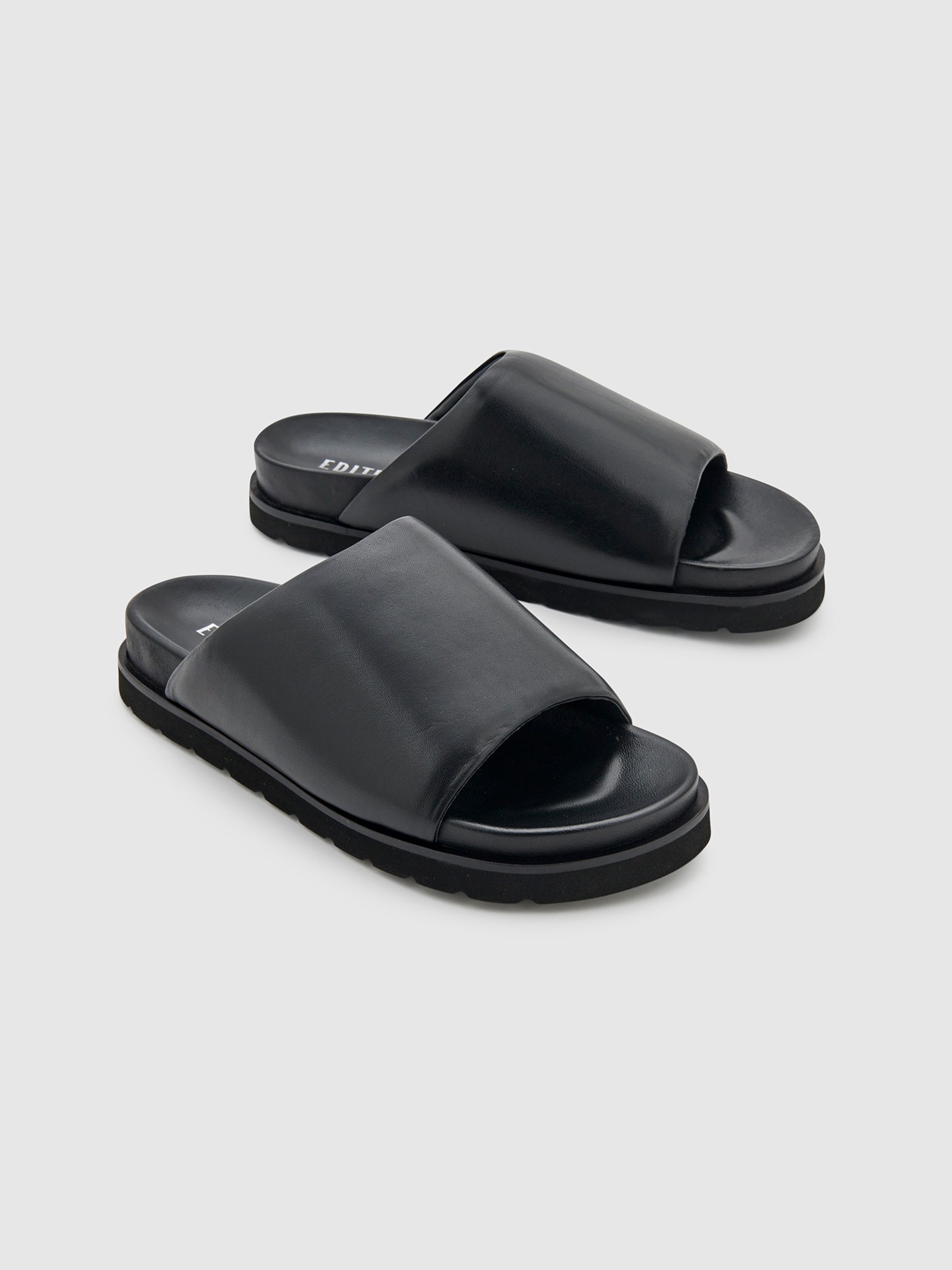 EDITED Produkte Slipper 'Mirea' schwarz