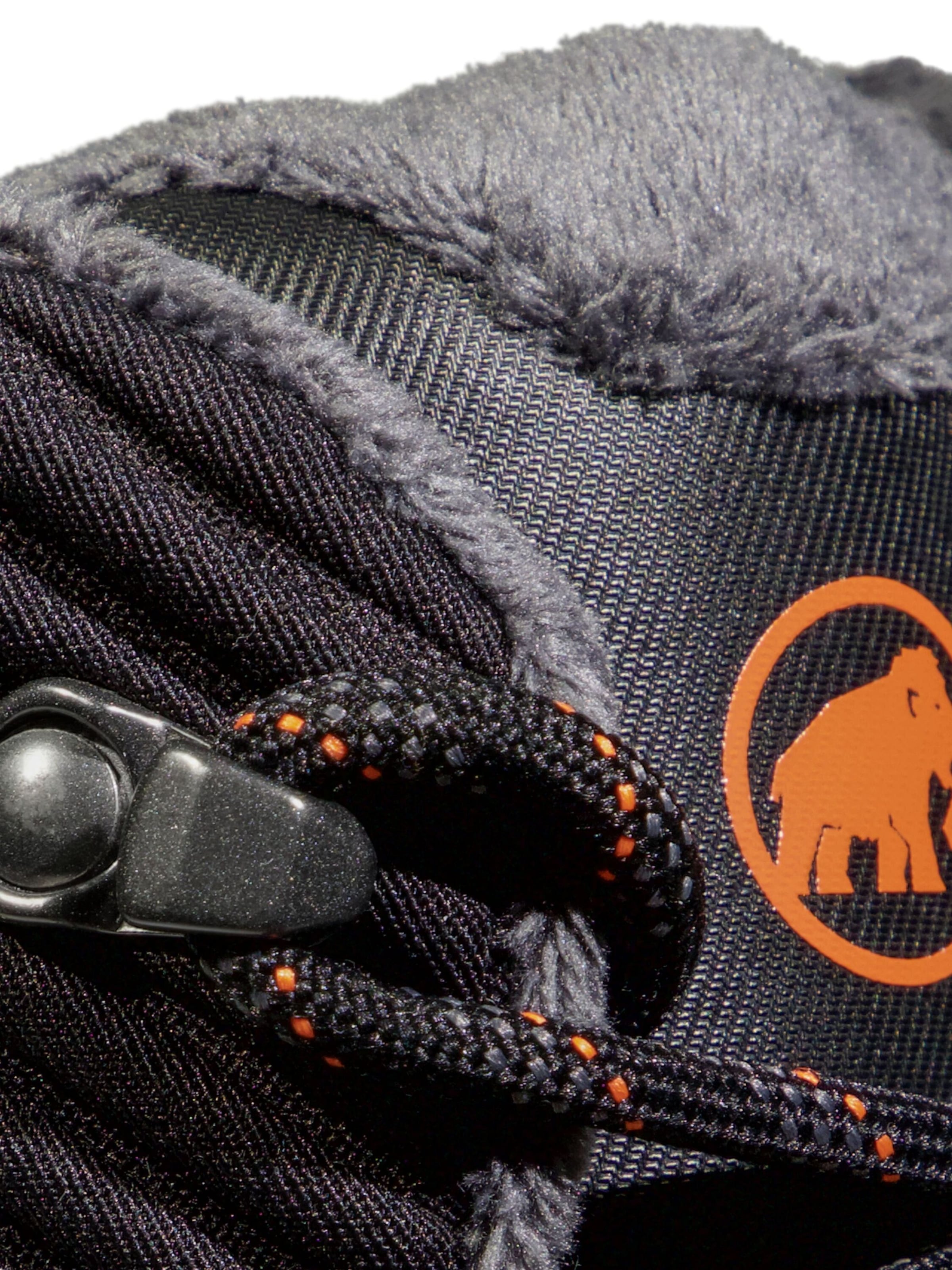 MAMMUT Boots 'Blackfin III' in Black