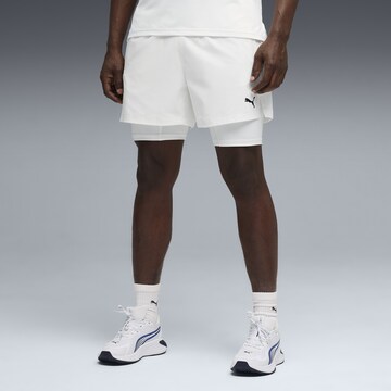 PUMA Regular Sportshorts in Weiß: Vorderseite