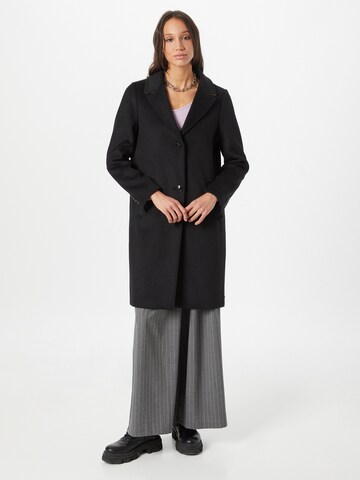 s.Oliver Between-seasons coat in Black: front