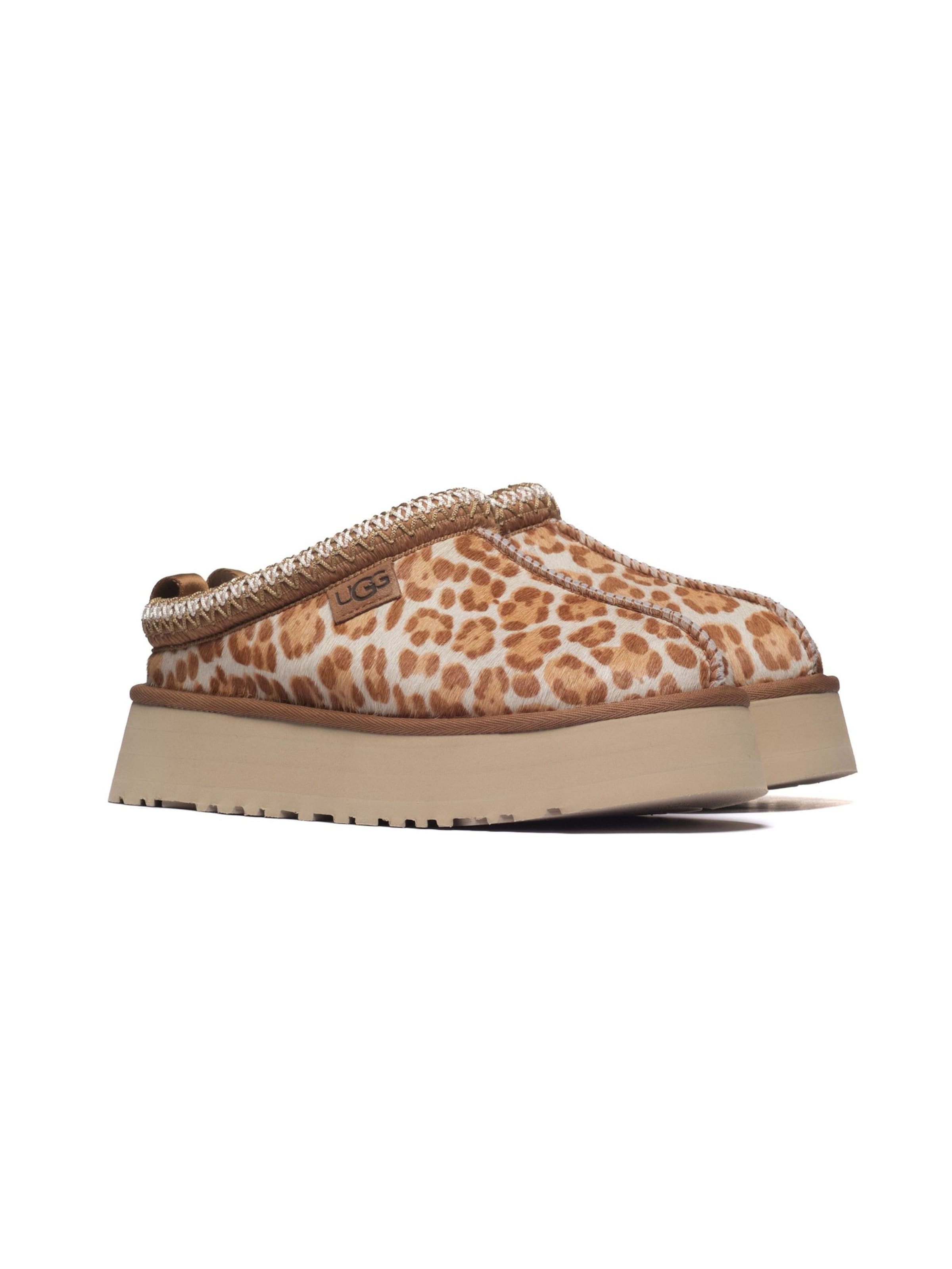UGG - Zapatos abiertos 'Tazz' en marrón