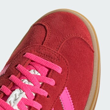 Sneaker low 'Gazelle Bold' de la ADIDAS ORIGINALS pe roșu