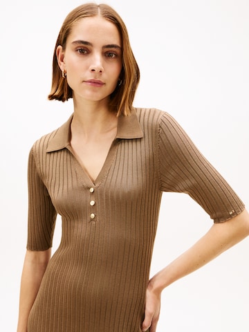 TOMMY HILFIGER Трикотажное платье в Коричневый