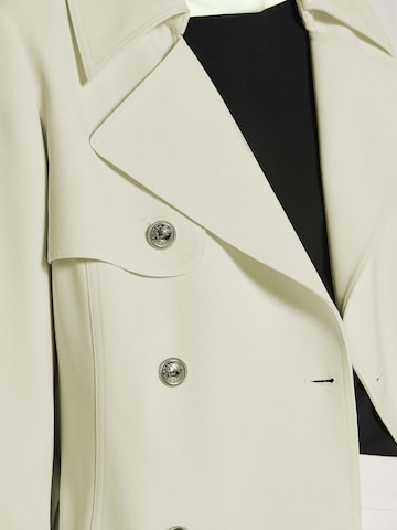 MADELEINE Between-seasons coat in White