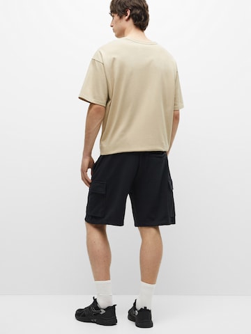 Pull&Bear Regular Shorts in Schwarz