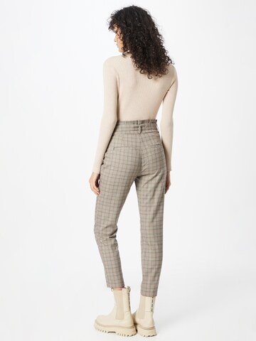 VERO MODA Tapered Pleat-front trousers 'Eva' in Brown