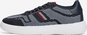 Baskets basses TOMMY HILFIGER en bleu : devant