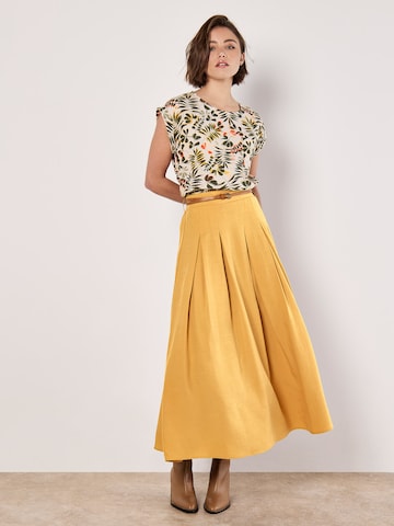 Apricot Blouse ' ' in Mixed colors