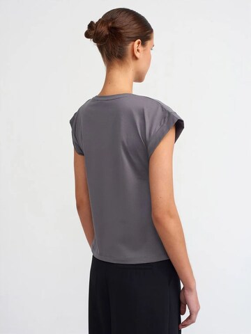 Dilvin Shirt in Grey