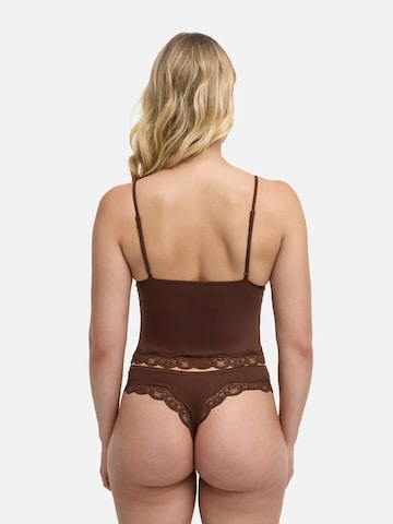 Haut 'Deep Neck Lace Top' cfab en marron