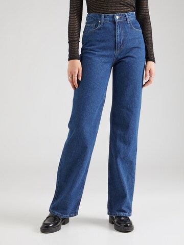 Trendyol Regular Jeans in Blue: front