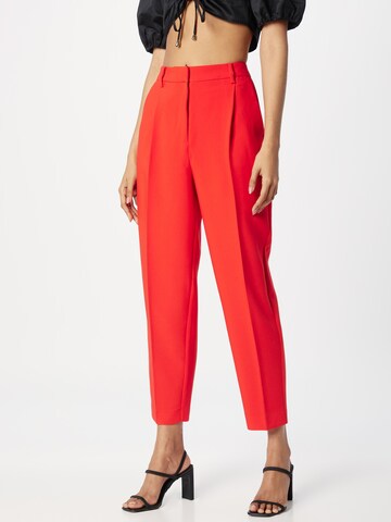 BRUUNS BAZAAR Tapered Pantalon 'Cindy Dagny' in Rood: voorkant