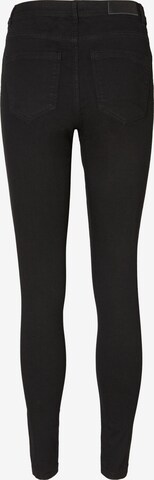 Skinny Jean 'Tanya' VERO MODA en noir