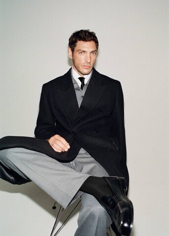 MANGO MAN Moccasins in Black