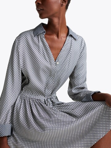 TOMMY HILFIGER Kleid in Grau
