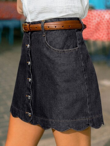 Cupshe Skirt 'Scalloped Button-Front' in Black