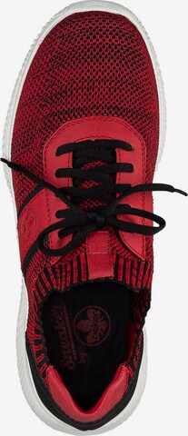 Sneaker bassa di Rieker in rosso