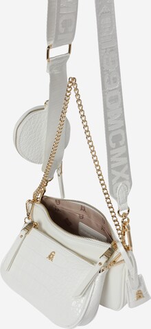 STEVE MADDEN Crossbody Bag 'Burgent' in White