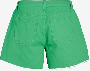 VILA Regular Shorts 'Maura' in Grün