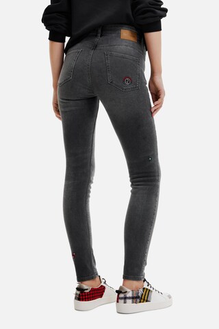 Slimfit Jeans de la Desigual pe negru