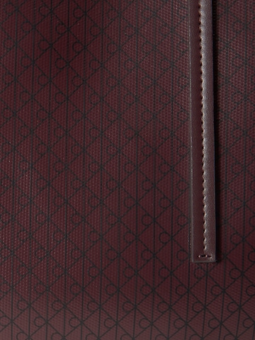 Calvin Klein - Bolso de hombro en rojo