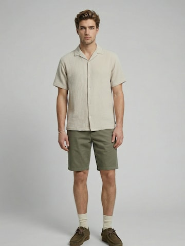 regular Pantaloni chino 'JREBSHARP' di JJ Rebel in verde