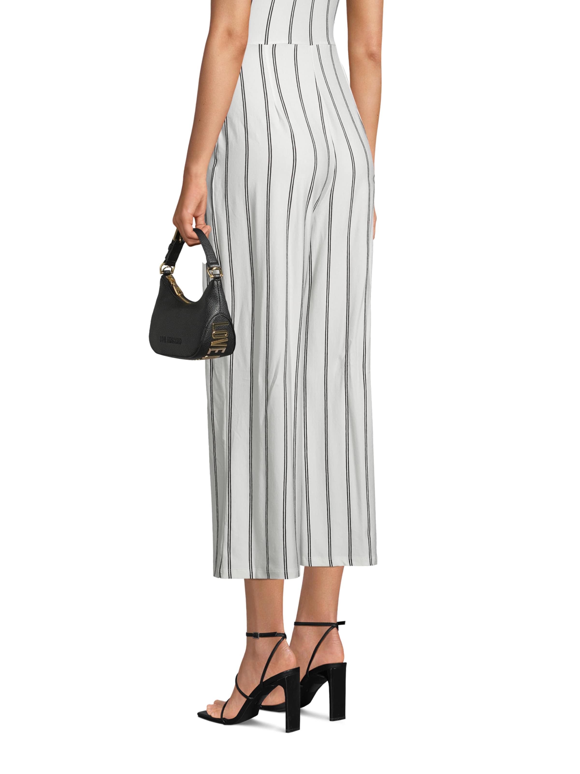 Love Moschino Сумки в Черный: спереди