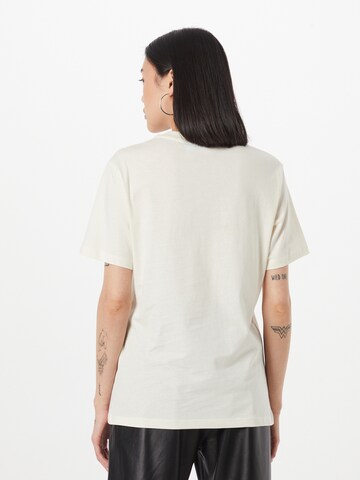 Chiara Ferragni - Camiseta en blanco