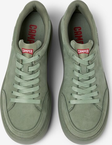 Sneaker bassa 'Runner K21' di CAMPER in verde