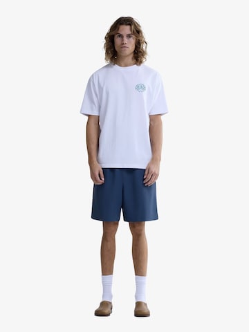 NEW AMSTERDAM Shirt in White: front