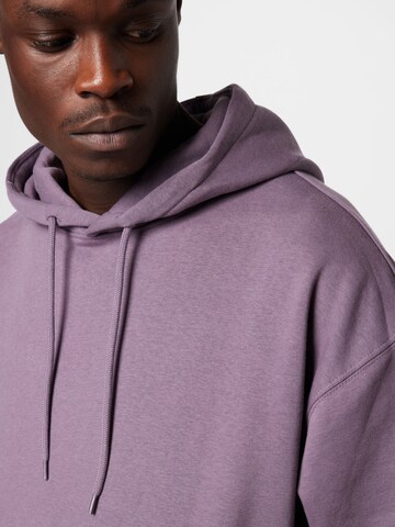 WEEKDAY Sweatshirt in Purple