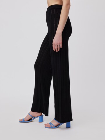 évasé Pantalon 'Rieke' LeGer by Lena Gercke en noir