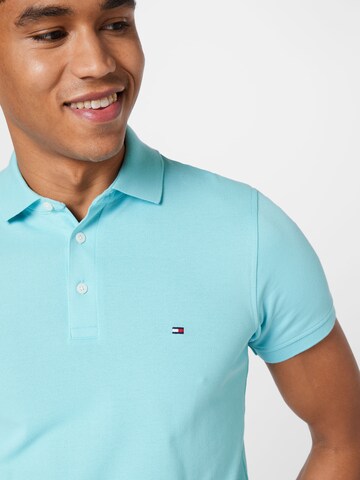 TOMMY HILFIGER Tričko – modrá