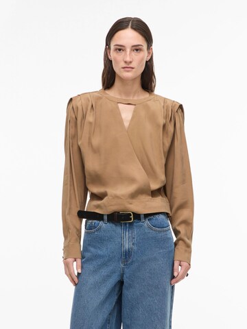 ROUGE EDIT Shirt in Grijs: voorkant