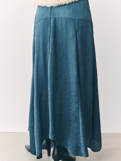 Next Skirt in Blue, Item view