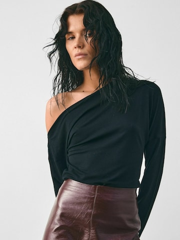 Noella - Top ' Lanna ' en negro: frente