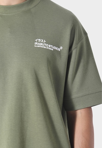 Irasuto Studios Tričko 'Koi' – zelená