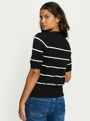 Pulover ' SRMarla ' de la Soft Rebels pe negru: spate